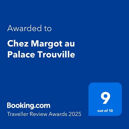Palace, Chez Margot Apartment